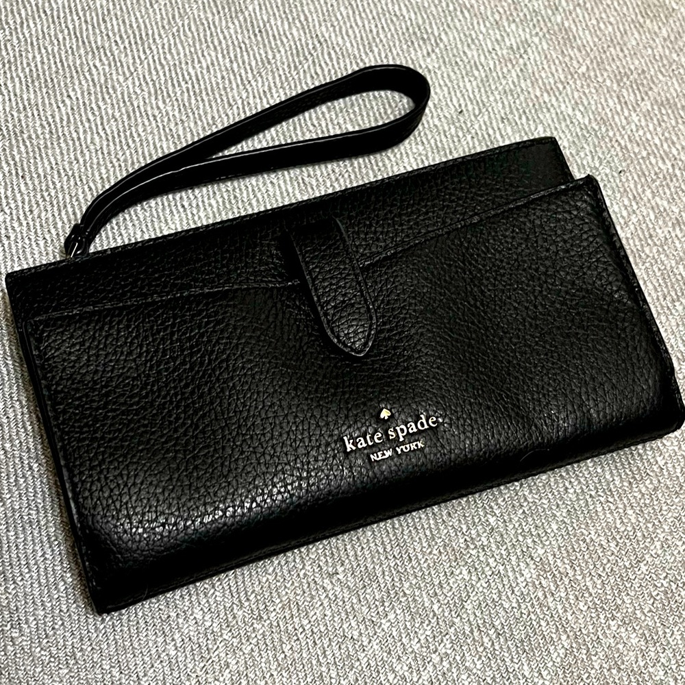 New Kate Spade wallet wristlet with phone pocket
